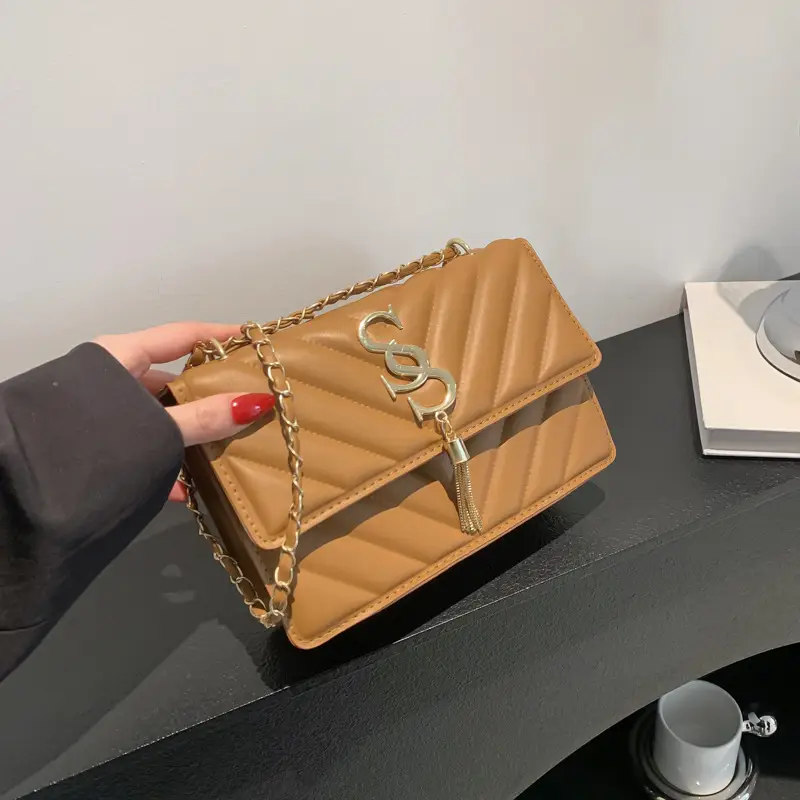 Women's tan quilted shoulder bag with chain strap - Image 3
