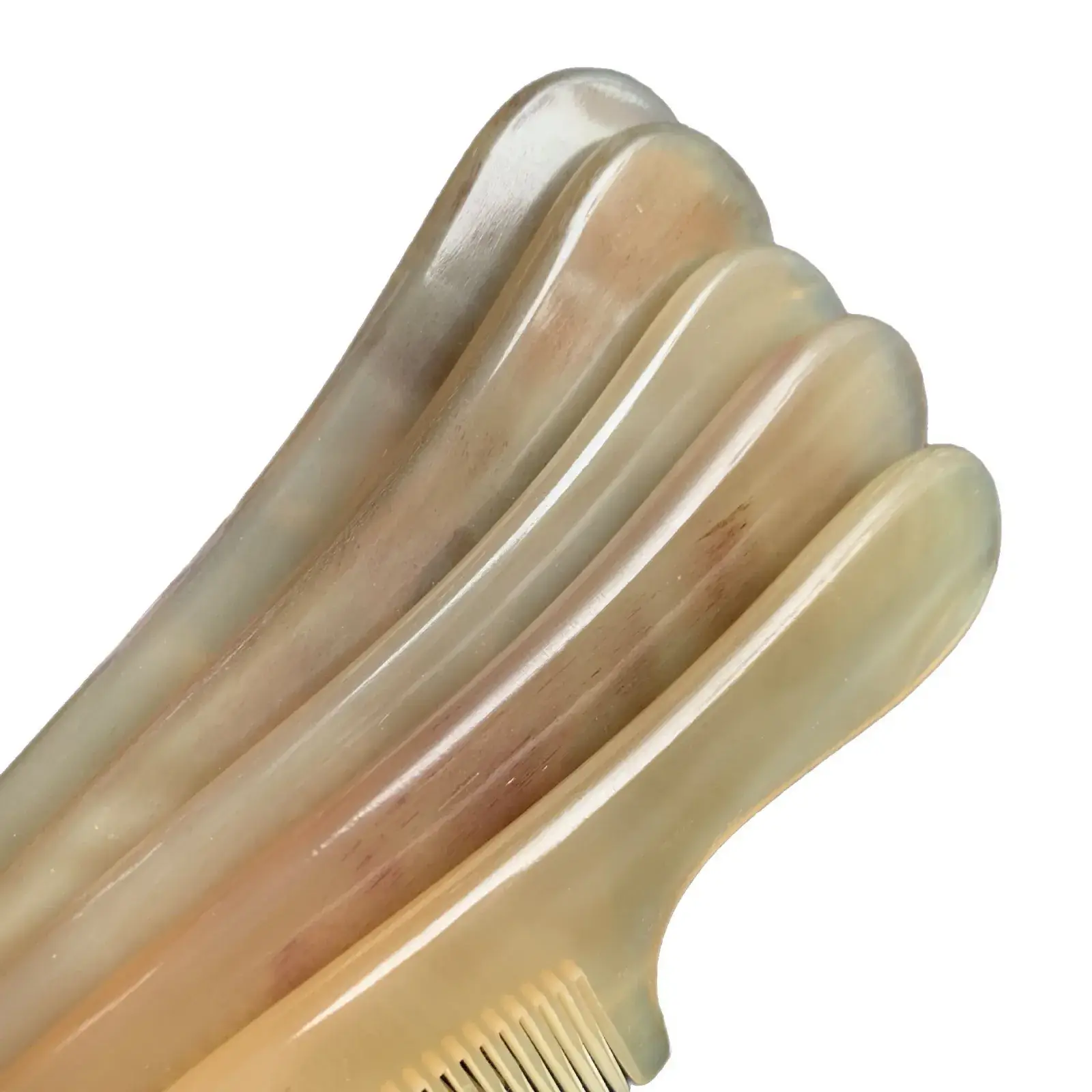 Natural Horn Comb for Hair Styling and Detangling - Image 9