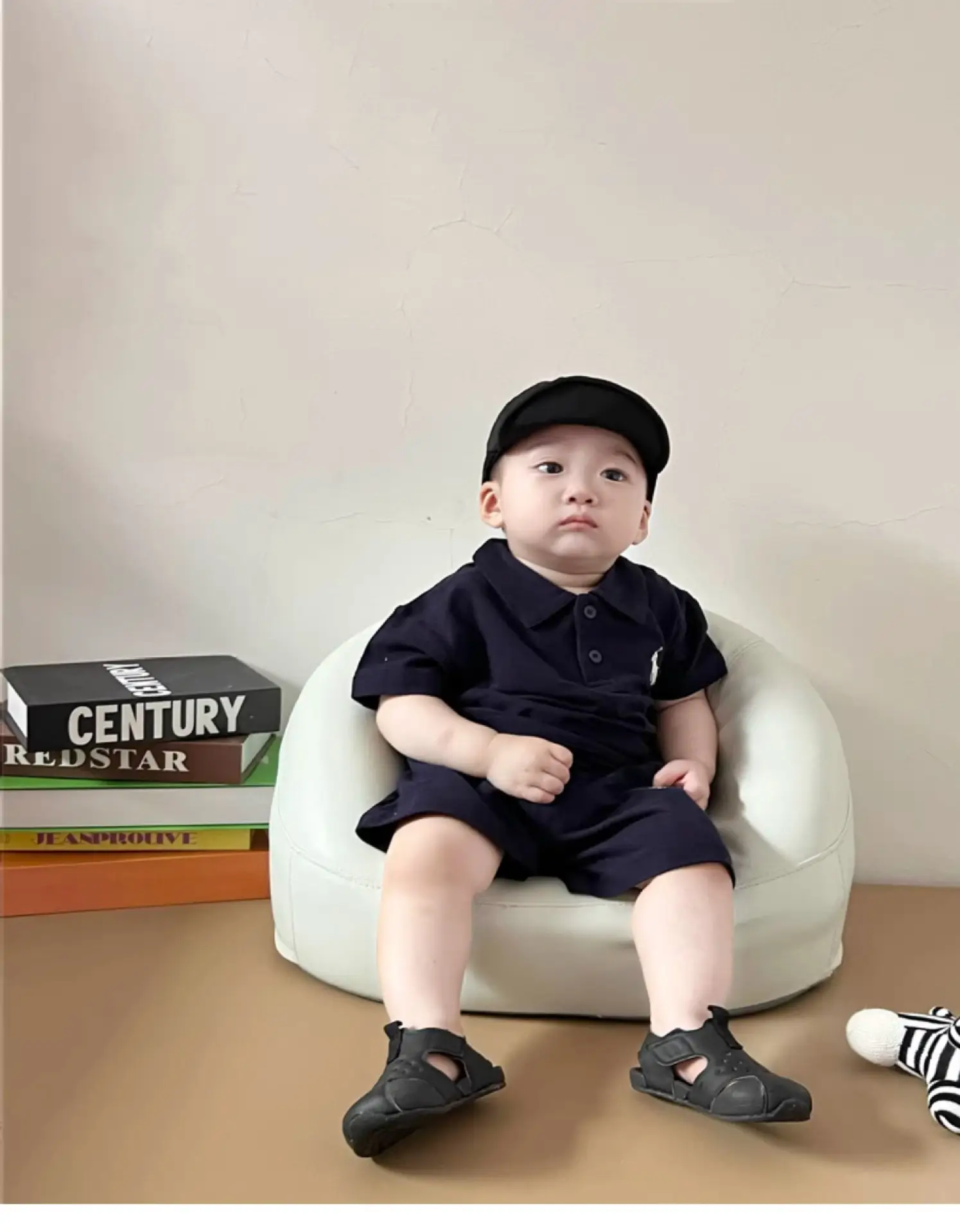 Baby Polo Shirt with Leopard Print Cap White — feature 7