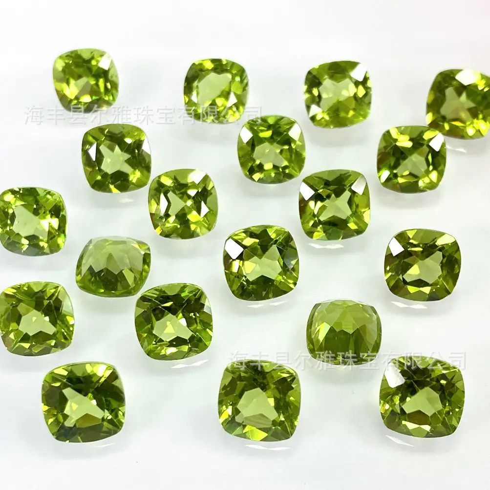 Peridot Fat Square Faceted Ring with Green Gemstone Inlay - Image 2