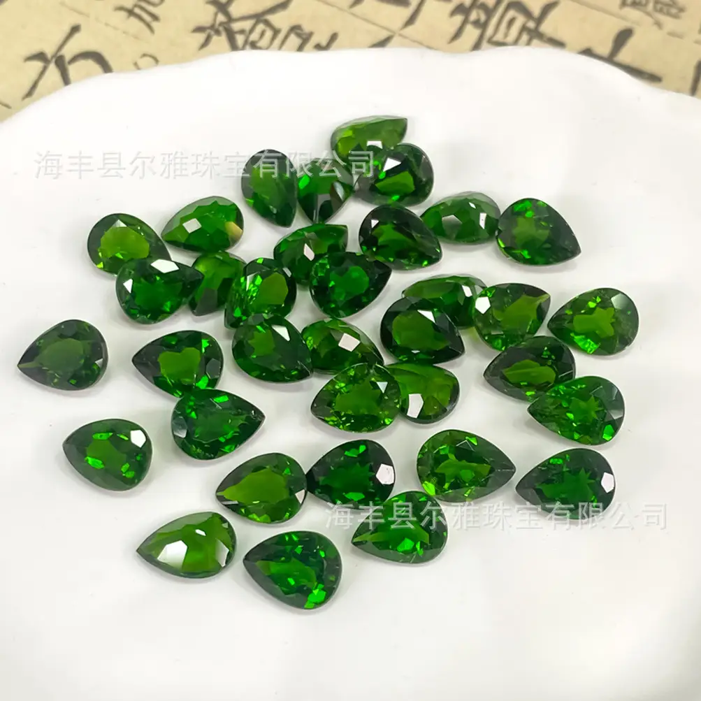 Natural Green Teardrop Cabochon Gemstones for Jewelry - Image 4