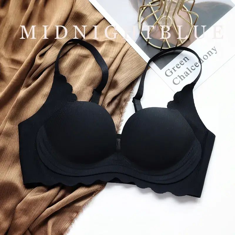 Women's Red Push Up Bra Wireless Anti Sagging - Image 2