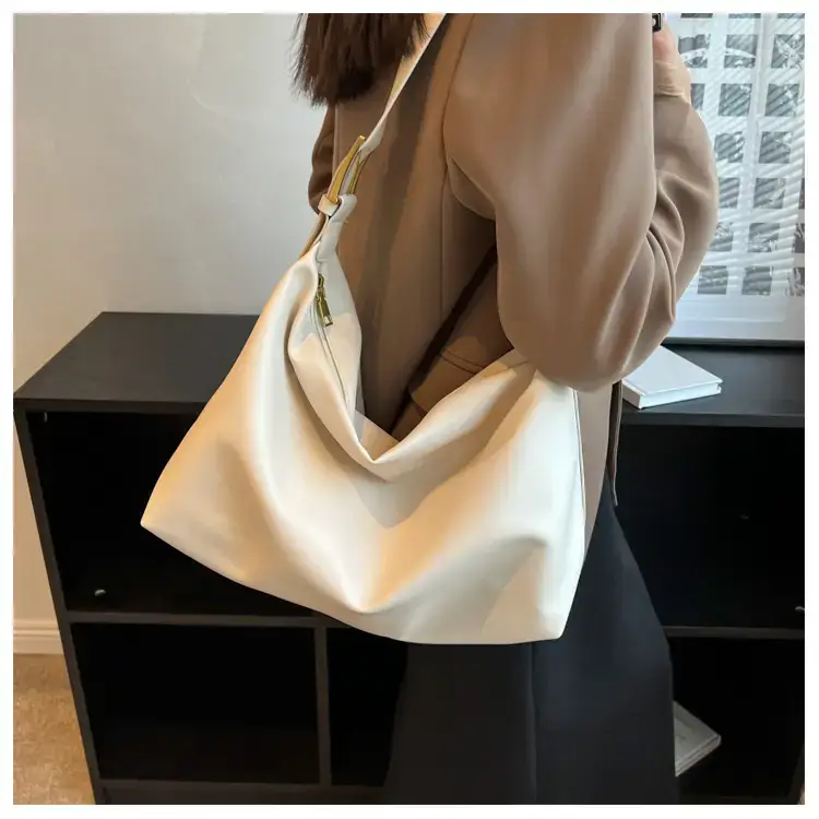 Women's Beige Soft Shoulder Bag 2024 New Fashion — feature 10