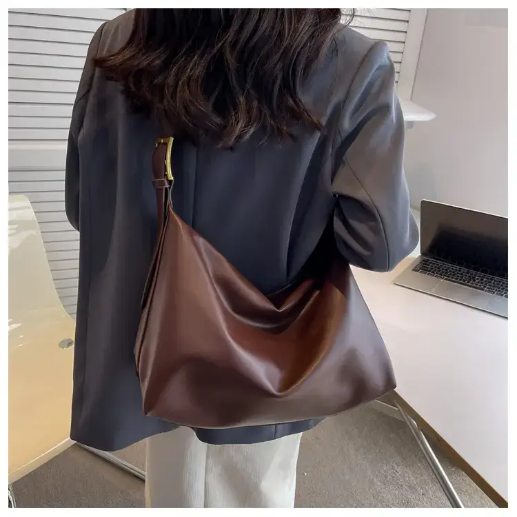 Women's Beige Soft Shoulder Bag 2024 New Fashion — feature 13