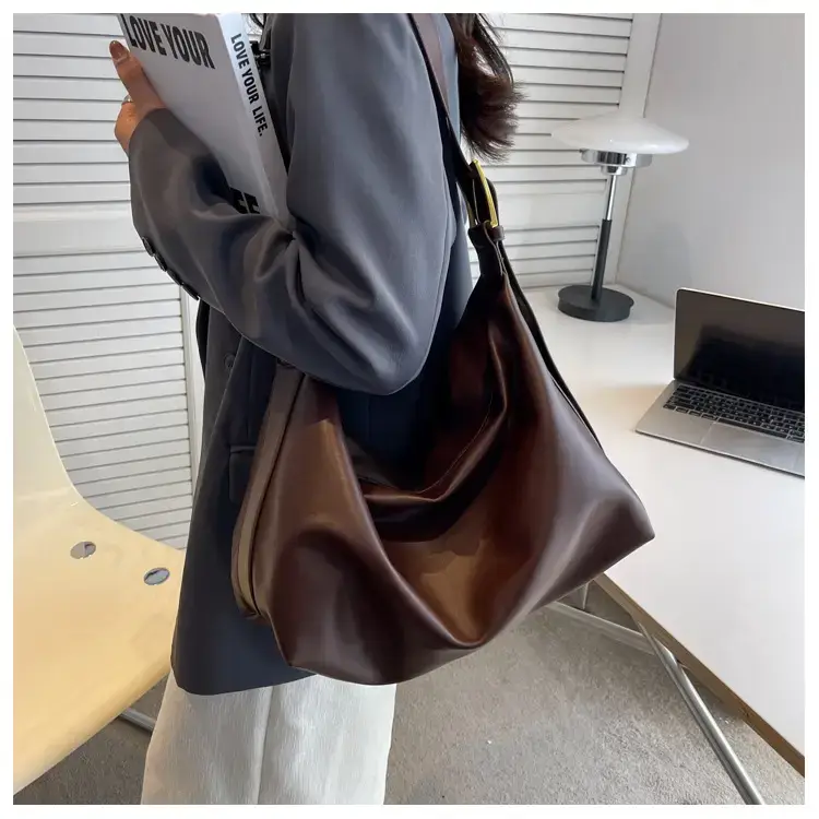 Women's Beige Soft Shoulder Bag 2024 New Fashion — feature 15