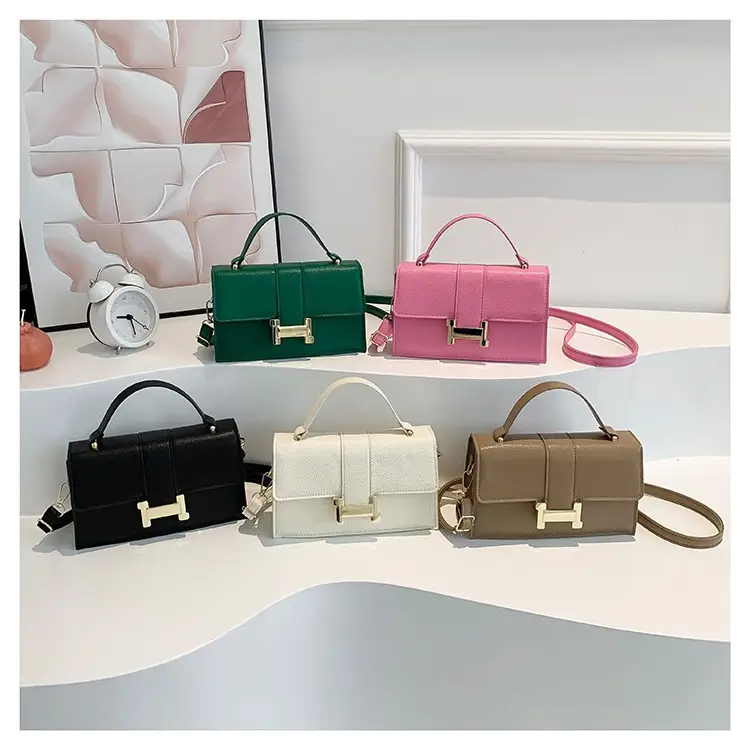 Green H-Link Shoulder Bag for Women 2024 Spring - Image 6