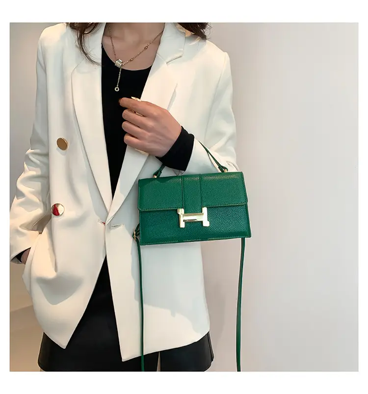 Green H-Link Shoulder Bag for Women 2024 Spring — feature 16