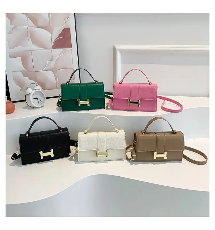 Green H-Link Shoulder Bag for Women 2024 Spring — feature 37