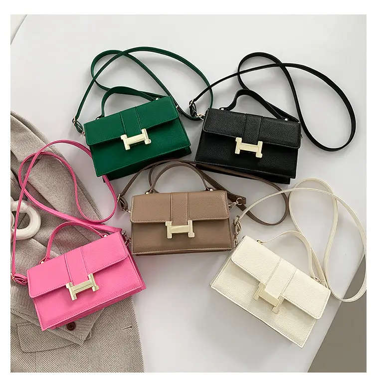 Green H-Link Shoulder Bag for Women 2024 Spring — feature 9
