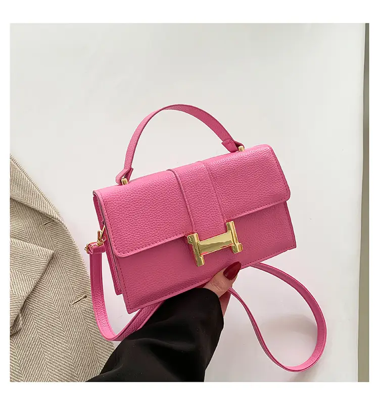 Green H-Link Shoulder Bag for Women 2024 Spring - Image 4