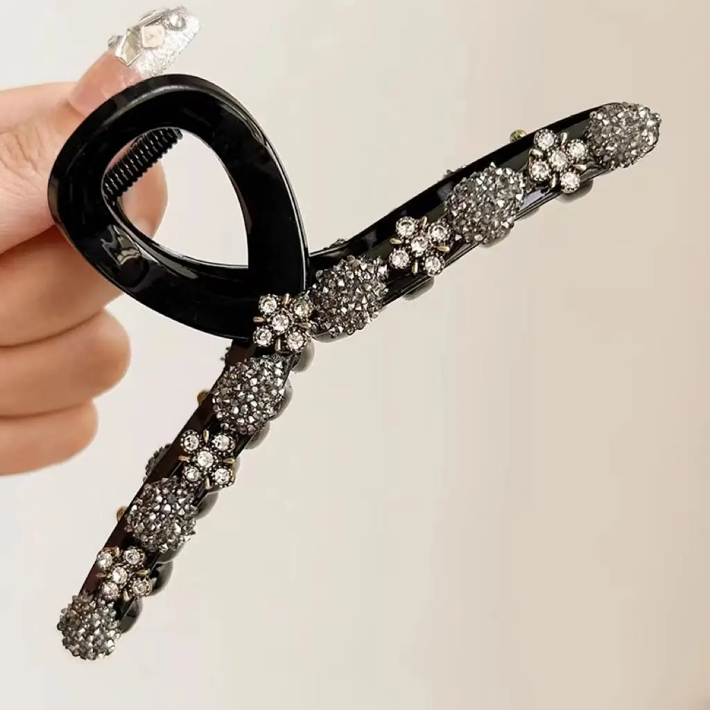 Rhinestone Grad Hair Clip for Women Elegant Summer — feature 1