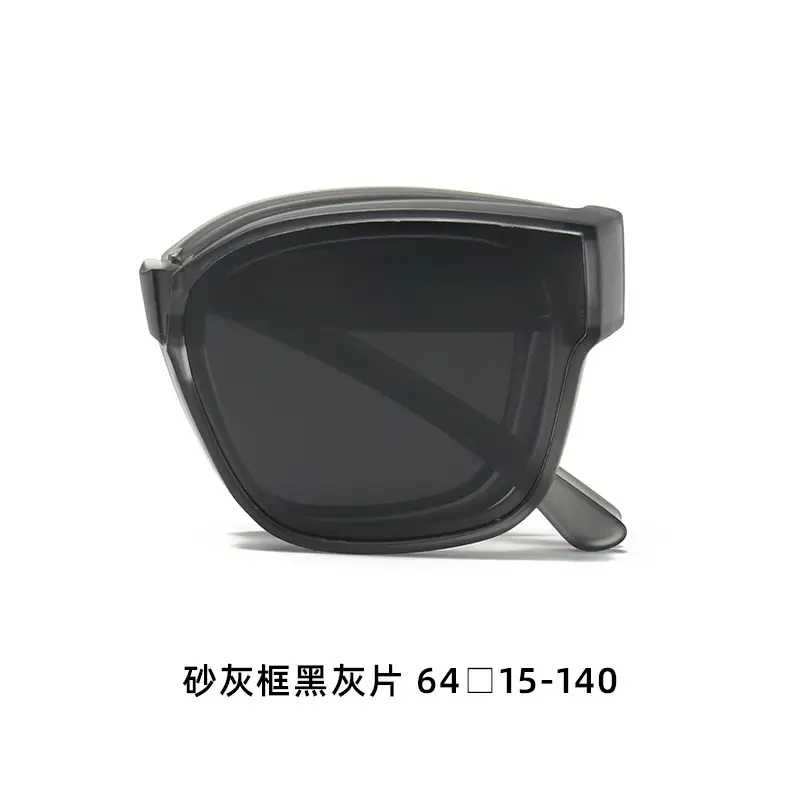 Men Polarized Sunglasses with Gold Frame & Brown Socks — feature 17