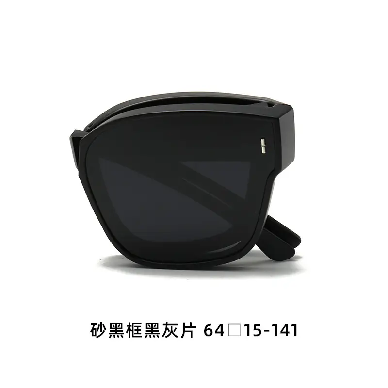 Men Polarized Sunglasses with Gold Frame & Brown Socks — feature 29