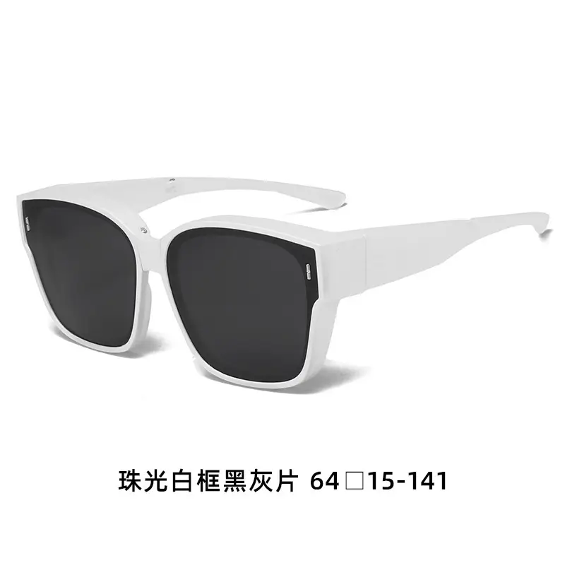 Men Polarized Sunglasses with Gold Frame & Brown Socks - Image 5