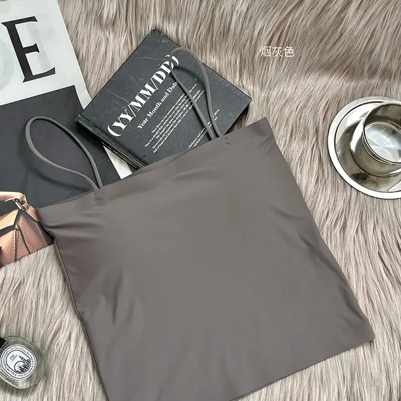 Summer fixed Cup Ice Silk beauty back small sling women's inner strap with chest pad one-piece anti-exposure seamless vest base