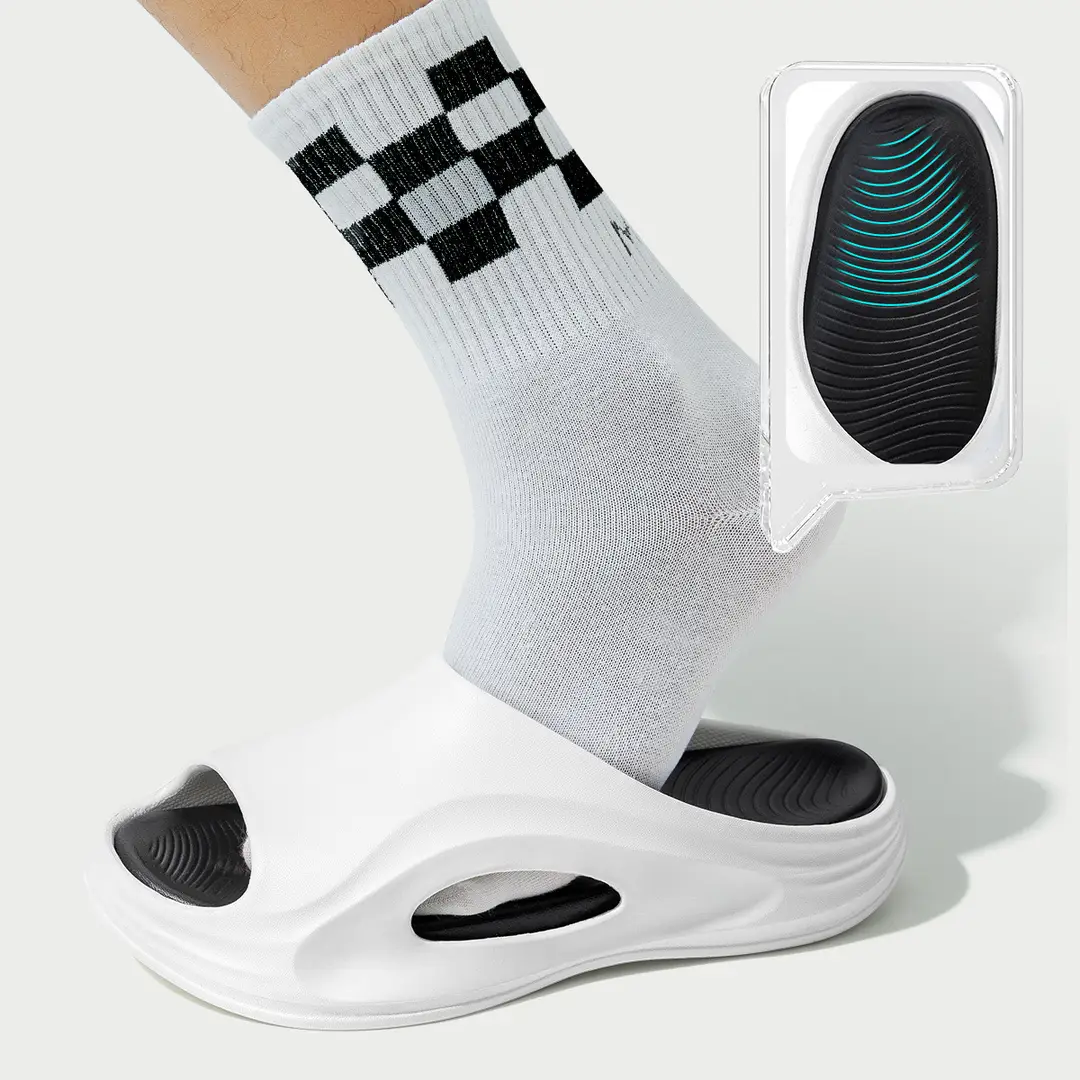 Sandals and slippers men's outdoor wear indoor home bathroom bath non-slip soft bottom excrement feeling teenagers summer women's sandals - Image 9