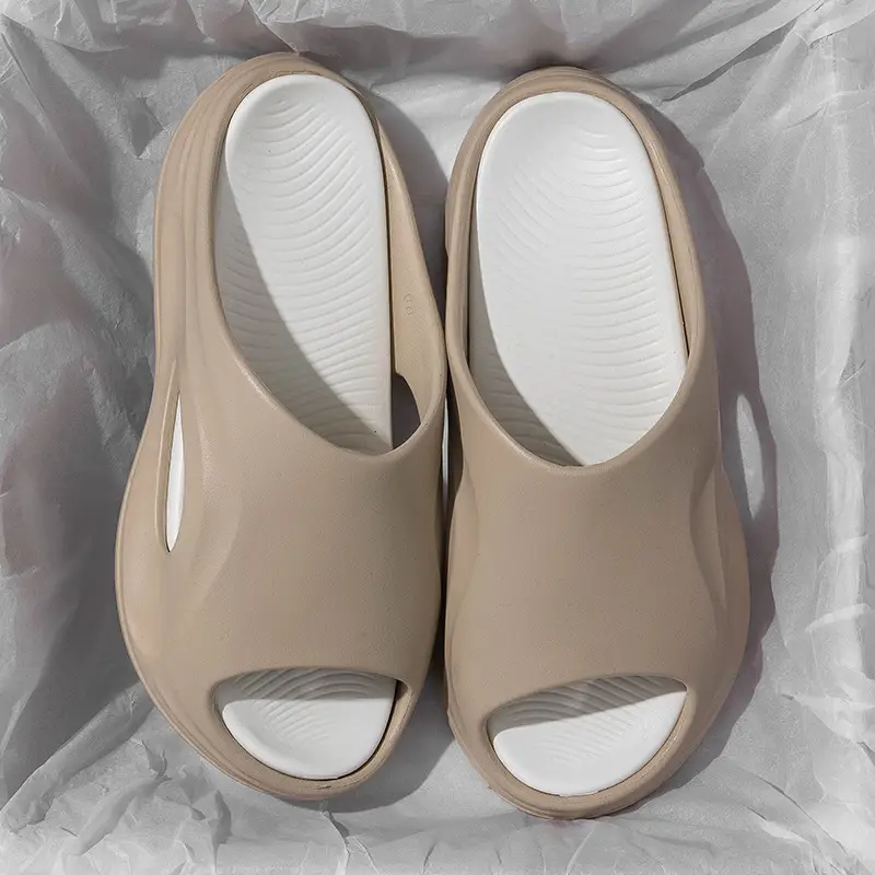 Sandals and slippers men's outdoor wear indoor home bathroom bath non-slip soft bottom excrement feeling teenagers summer women's sandals - Image 4