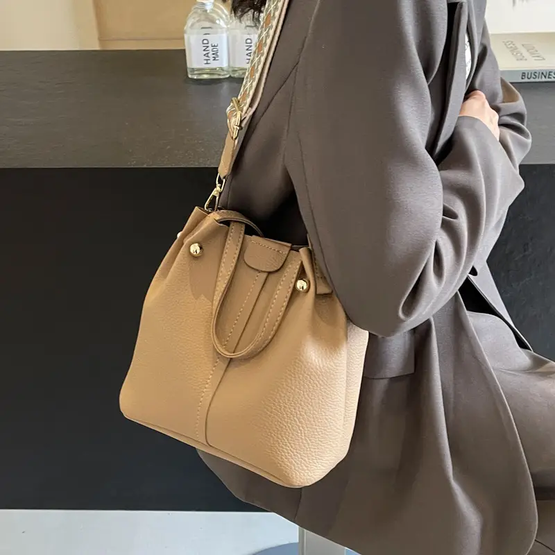 Women Retro Brown Bucket Bag with Crossbody Strap