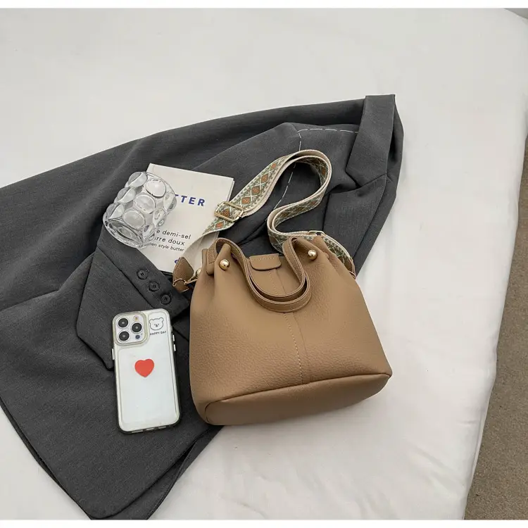 Women Retro Brown Bucket Bag with Crossbody Strap — feature 15