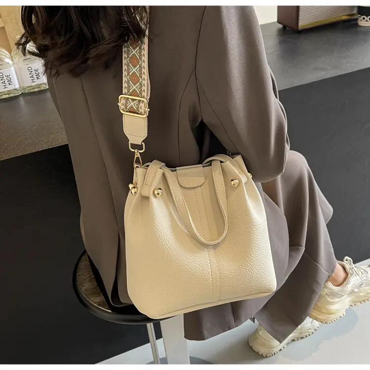 Women Retro Brown Bucket Bag with Crossbody Strap — feature 39