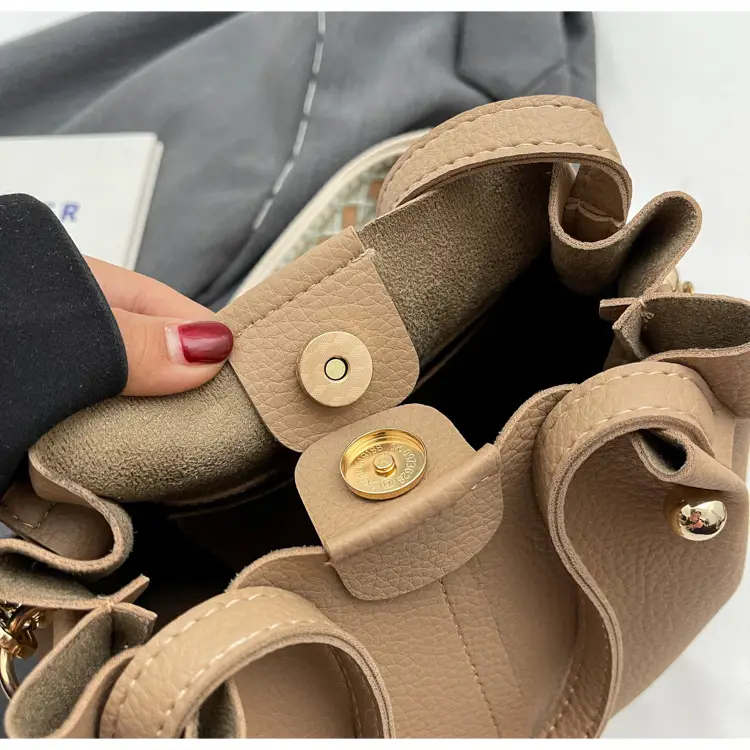 Women Retro Brown Bucket Bag with Crossbody Strap — feature 6