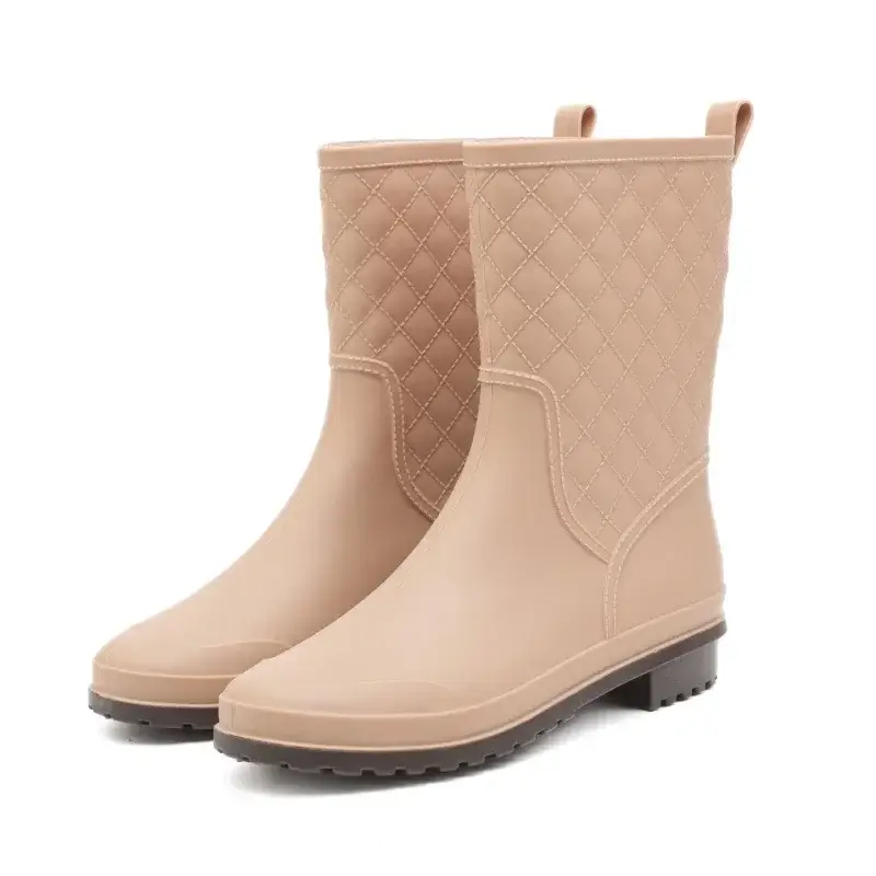 One-time Shaping Women's Middle Tube Non-slip Rain Boots Plastic Waterproof Rain Boots Prellis Outer Wearing Water Shoes Selling Fish Wearing Water Boots - Image 18