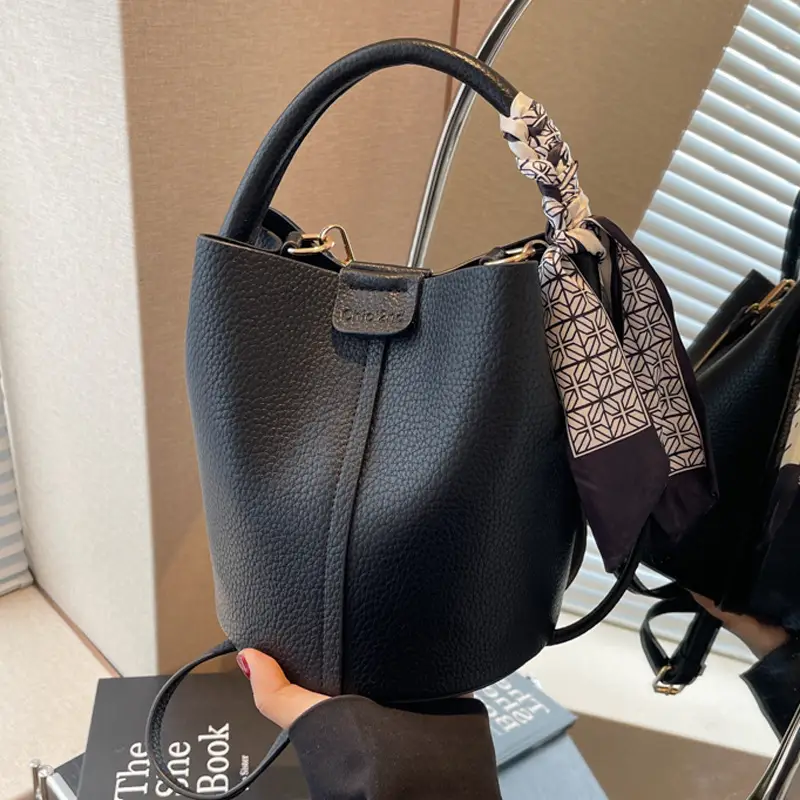Pink Velvet Hand Bag for Women 2024 - Image 7
