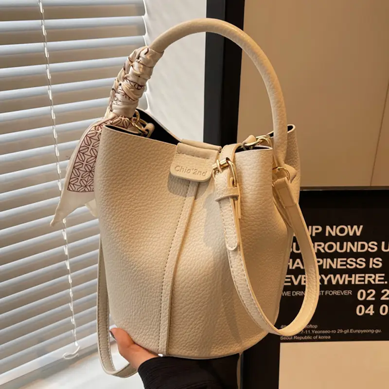 Pink Velvet Hand Bag for Women 2024 - Image 8