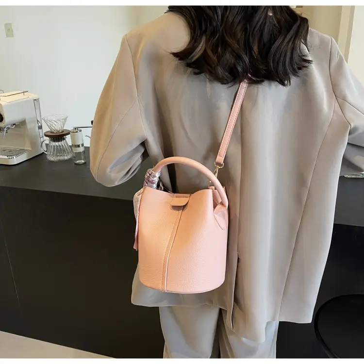 Pink Velvet Hand Bag for Women 2024 — feature 31