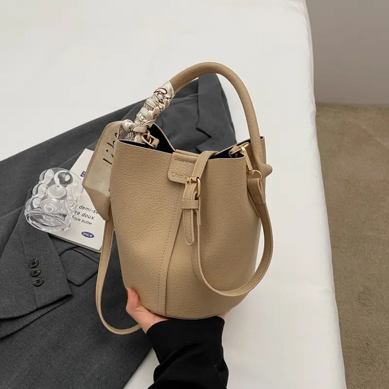 Pink Velvet Hand Bag for Women 2024 - Image 4