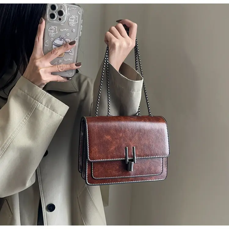 Women's Brown Leather Chain Crossbody Bag 2024 — feature 18