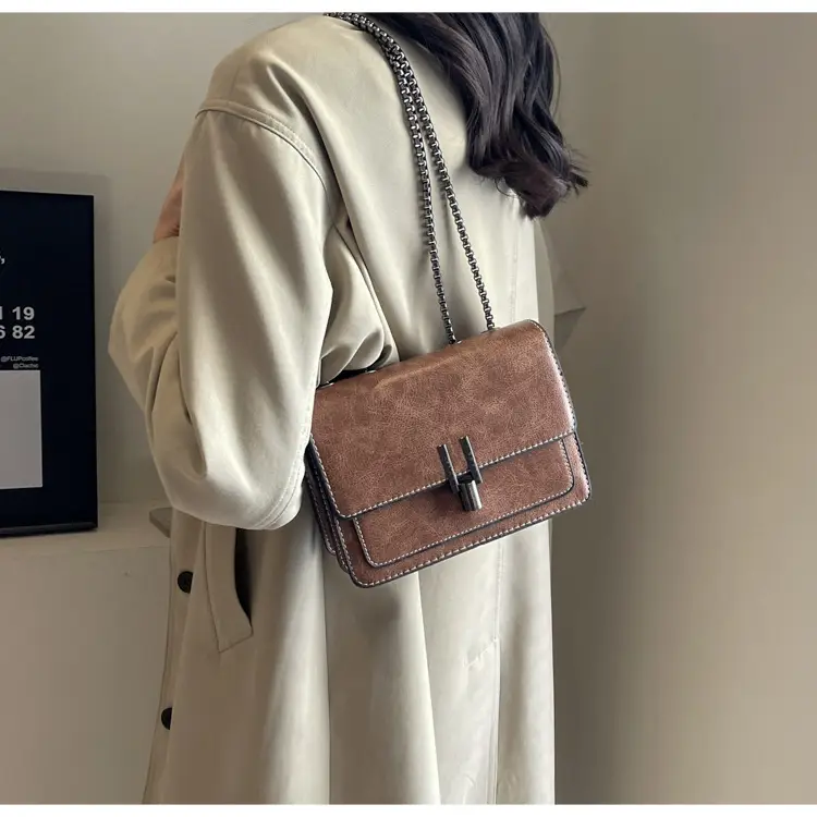 Women's Brown Leather Chain Crossbody Bag 2024 — feature 20