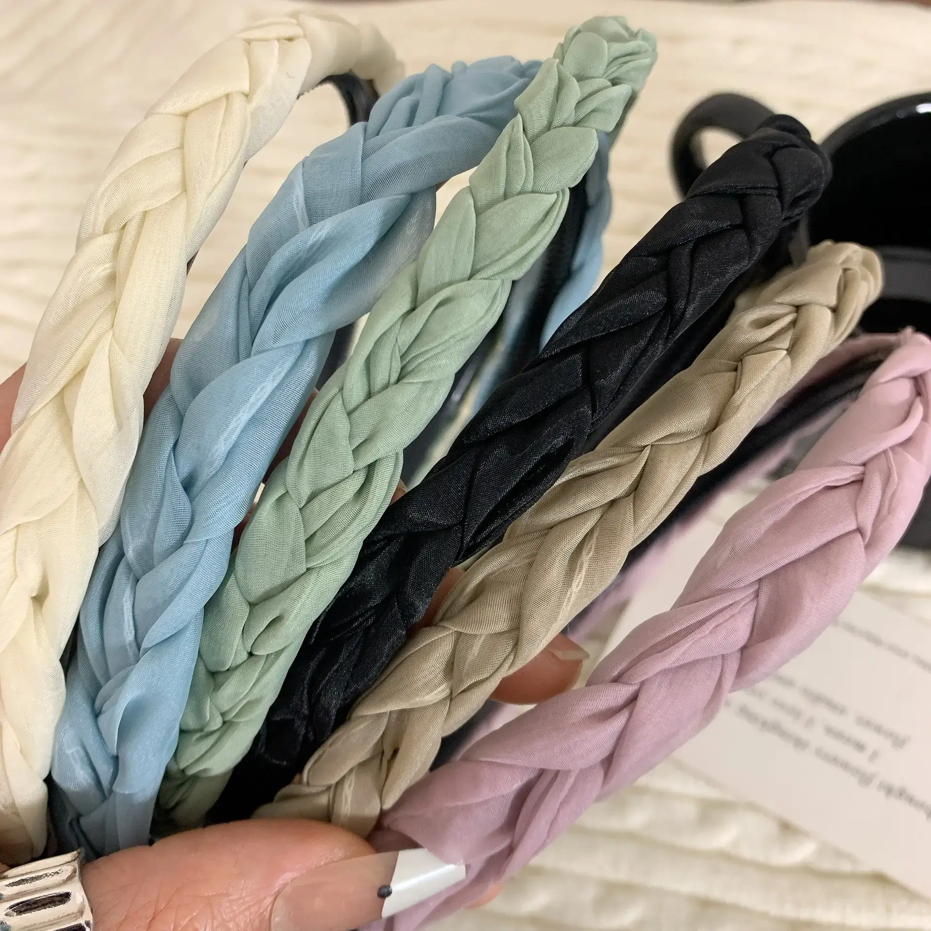 Women's Spring Twist Hairbands with Zipper Closure — feature 16