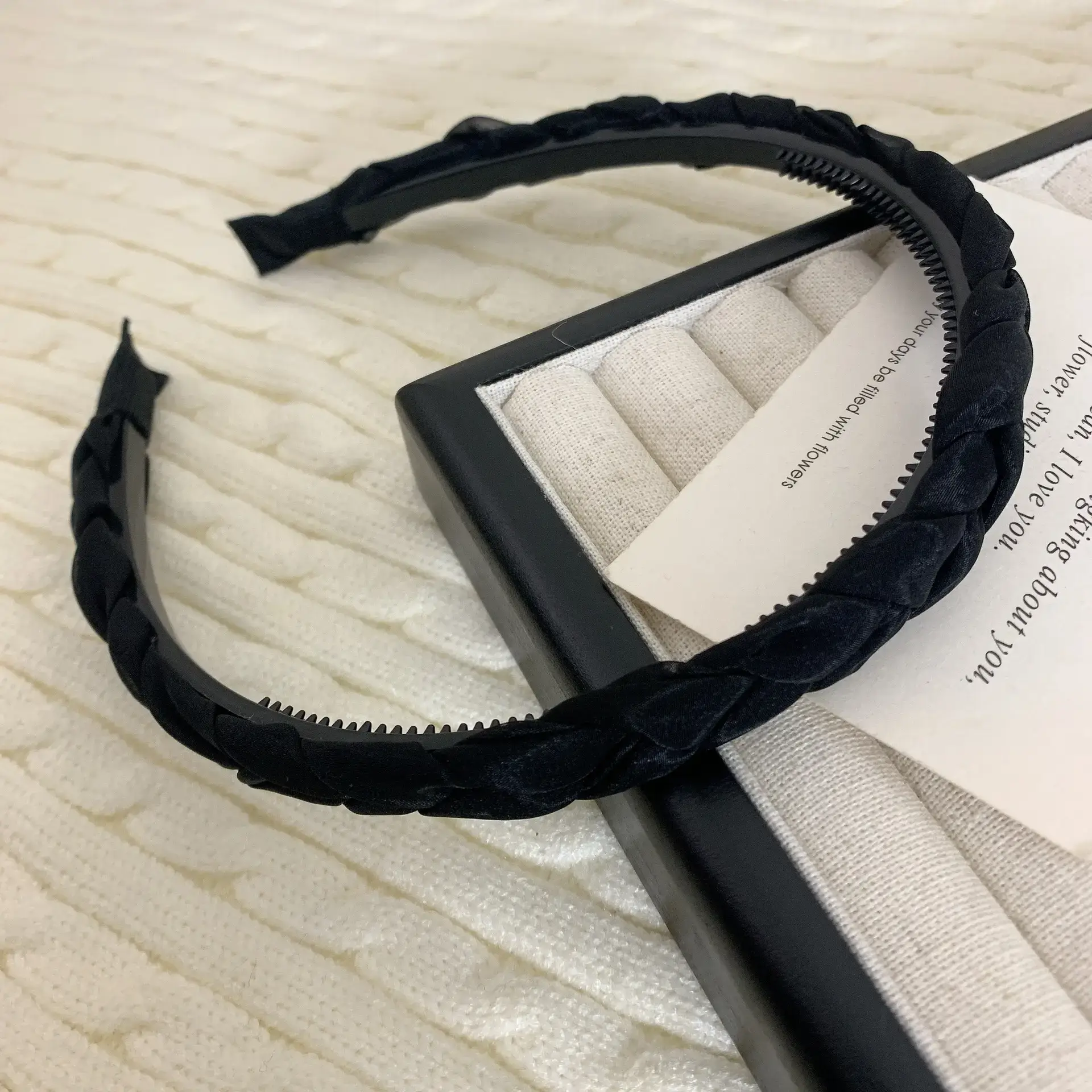 Women's Spring Twist Hairbands with Zipper Closure