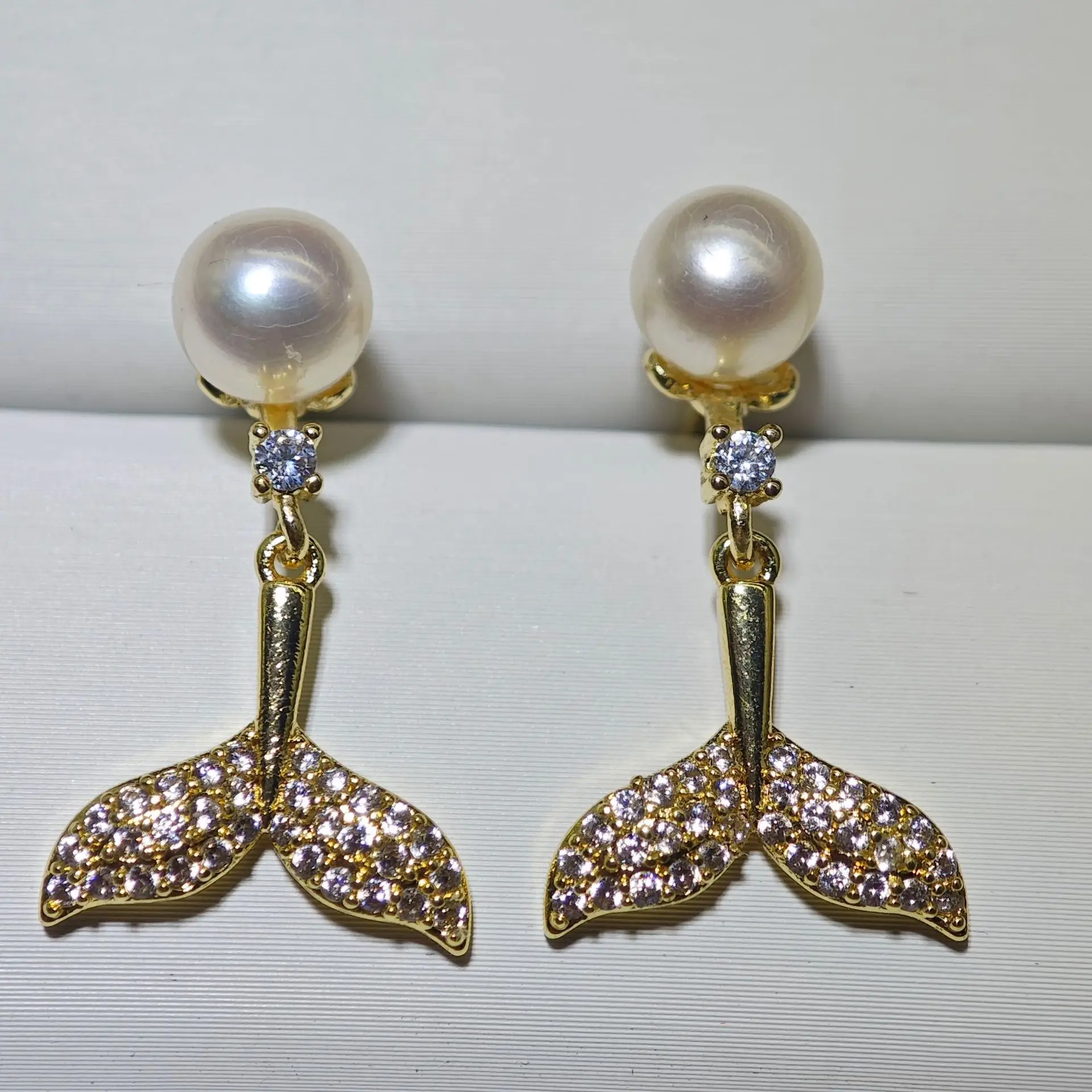 S925 Pearl Butterfly Earrings Fishtail Design - Image 5