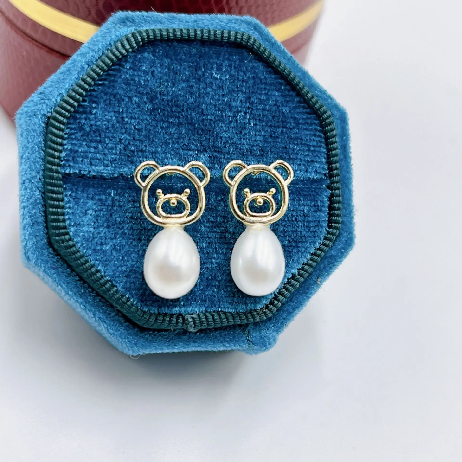 S925 Pearl Butterfly Earrings Fishtail Design - Image 10