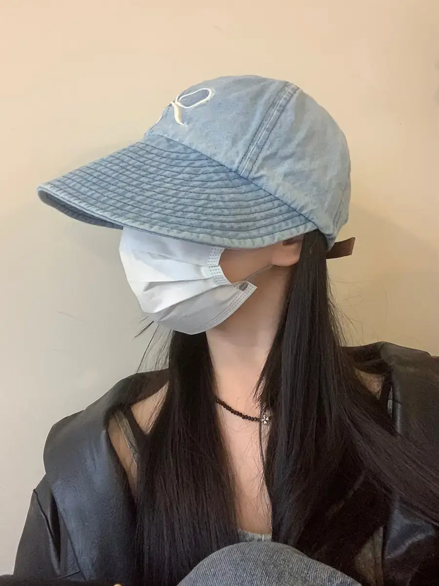 Blue Bow Embroidered Women's Bucket Hat - Image 2