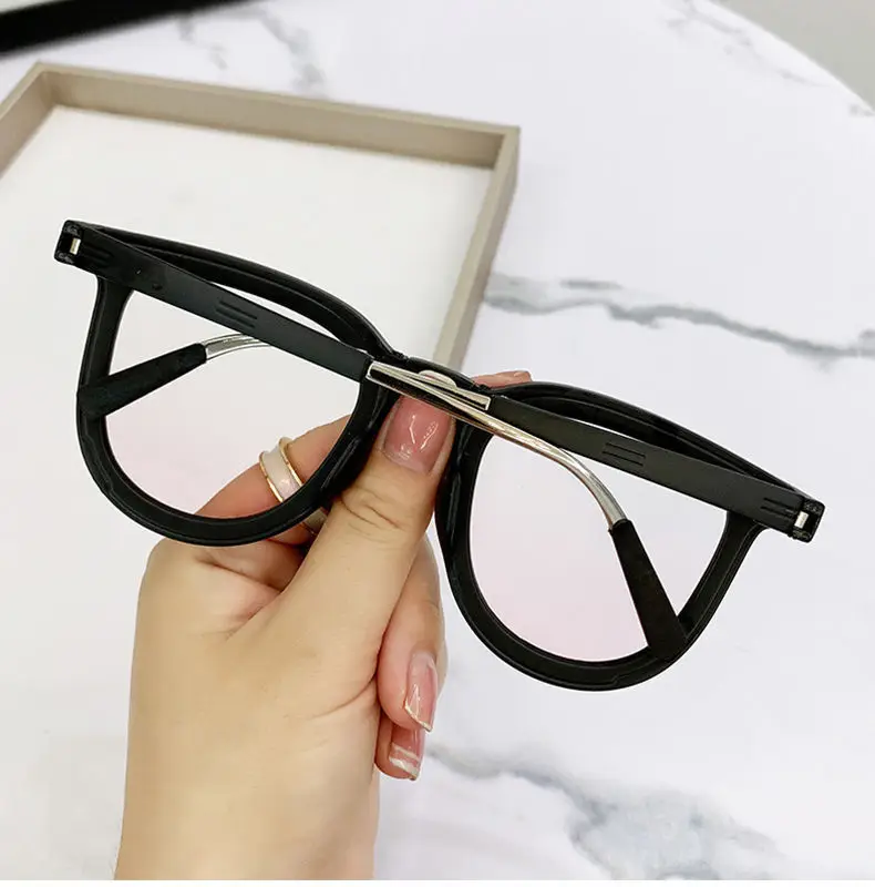 Internet Celebrity Foldableing Sunglasses for Women, High-End Outdoor Sunscreen Sunglasses for Men, Special Sunglasses for Driving, Anti-Uv Glare — feature 30