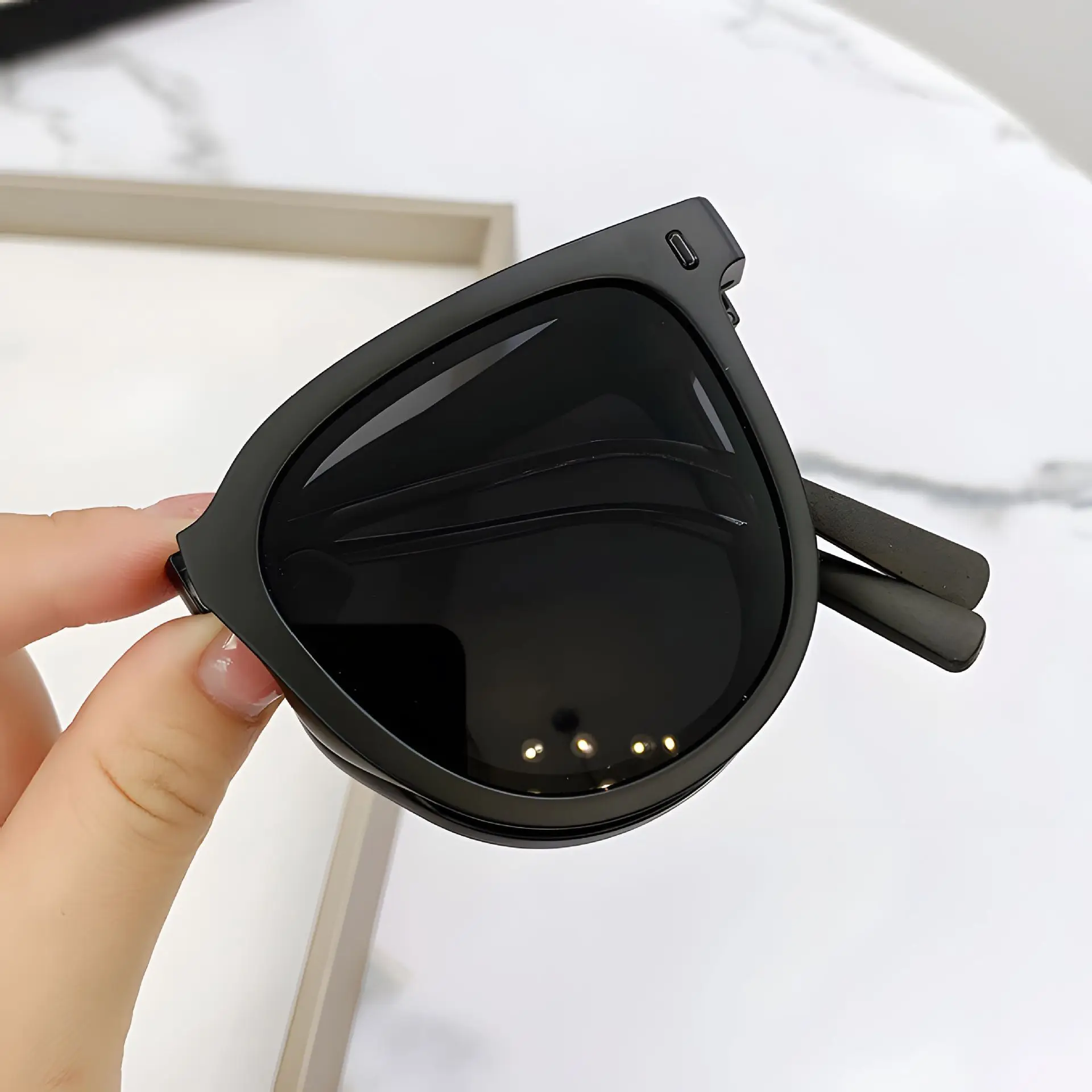 Internet Celebrity Foldableing Sunglasses for Women, High-End Outdoor Sunscreen Sunglasses for Men, Special Sunglasses for Driving, Anti-Uv Glare - Image 2