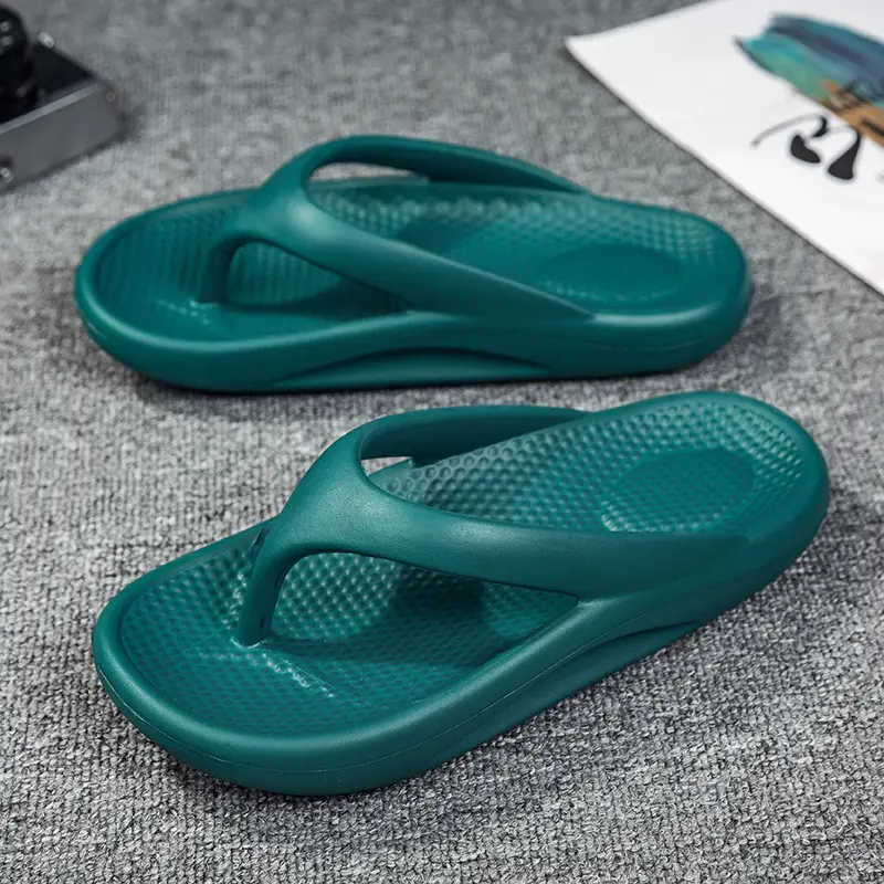 2026 Summer New Foreign Trade Large Size Outdoor Wear Slippers with a Stepping-On-Clouds Feel for Men, Couple's Beach Non-Slip Flip-Flops - Image 8