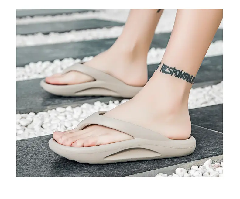 2026 Summer New Foreign Trade Large Size Outdoor Wear Slippers with a Stepping-On-Clouds Feel for Men, Couple's Beach Non-Slip Flip-Flops — feature 22