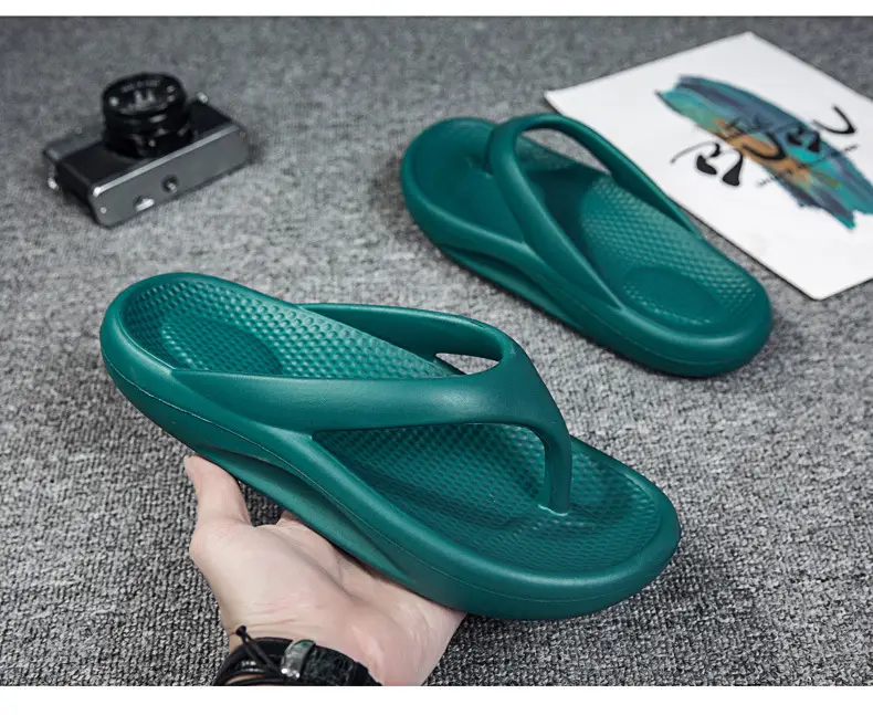 2026 Summer New Foreign Trade Large Size Outdoor Wear Slippers with a Stepping-On-Clouds Feel for Men, Couple's Beach Non-Slip Flip-Flops — feature 27