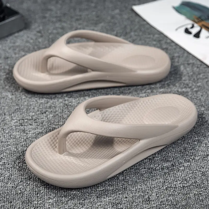2026 Summer New Foreign Trade Large Size Outdoor Wear Slippers with a Stepping-On-Clouds Feel for Men, Couple's Beach Non-Slip Flip-Flops - Image 2