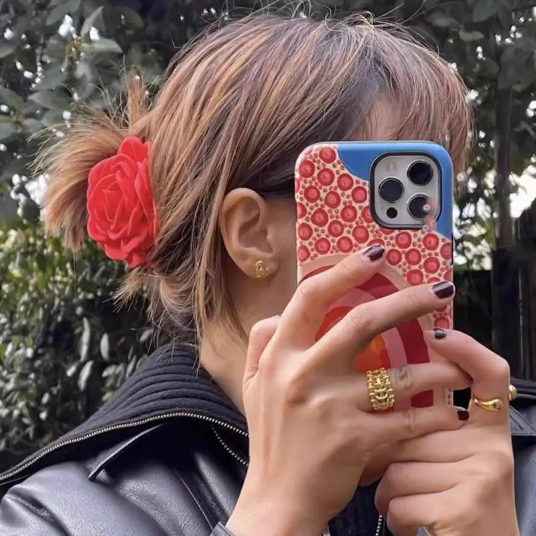 Black Rose Claw Clip for Hair — feature 5
