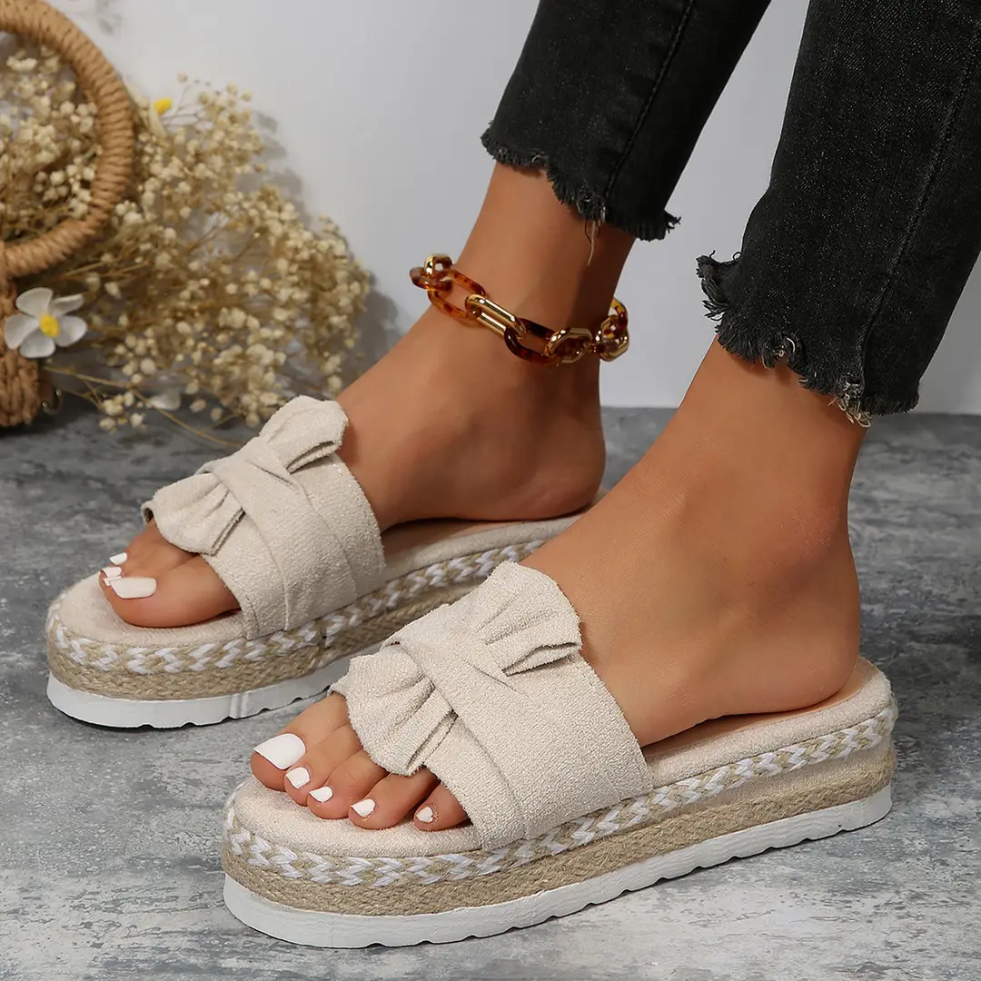 2024 Summer new platform platform heel cross-border large size women's slippers fashion bow open toe beach shoes - Image 2