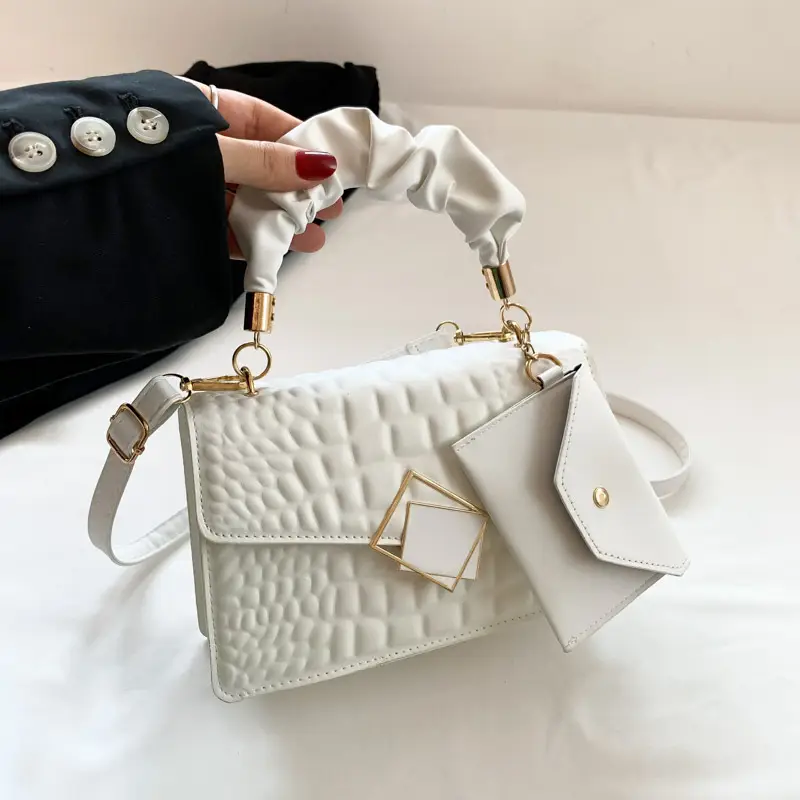 Women's Green Croc Leather Messenger Bag 2024 - Image 2