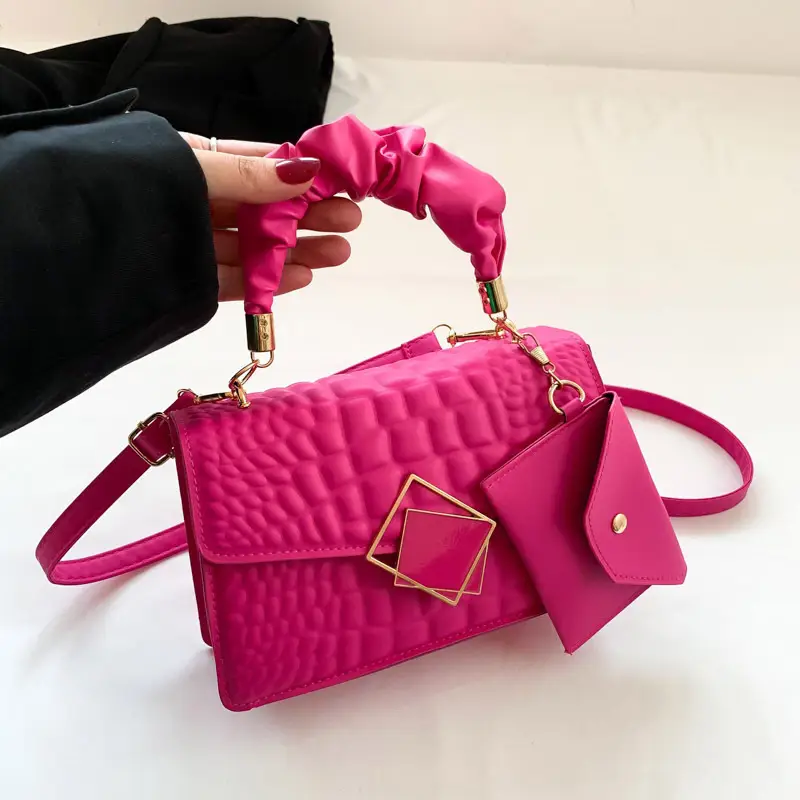 Women's Green Croc Leather Messenger Bag 2024 - Image 4