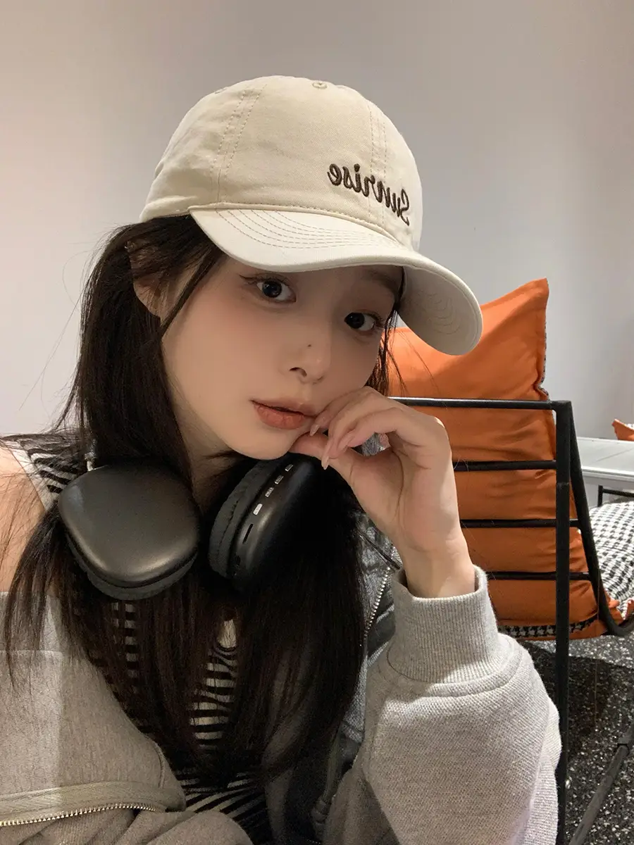 Women Sun-Proof Letter Embroidered Baseball Caps 2024 - Image 2