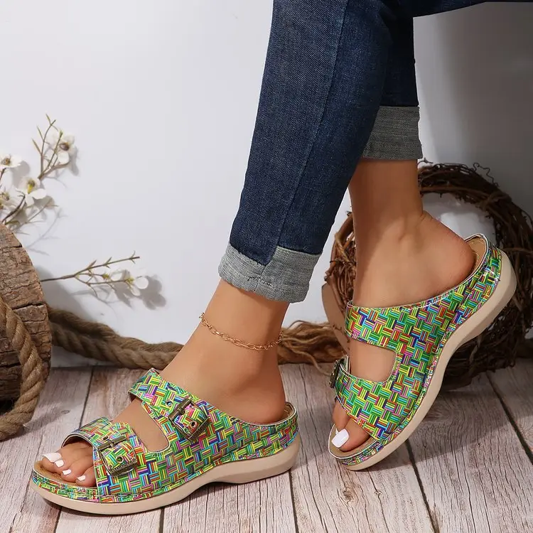 Women Plaid Hollow Metal Sandals Summer 2024 — feature 3