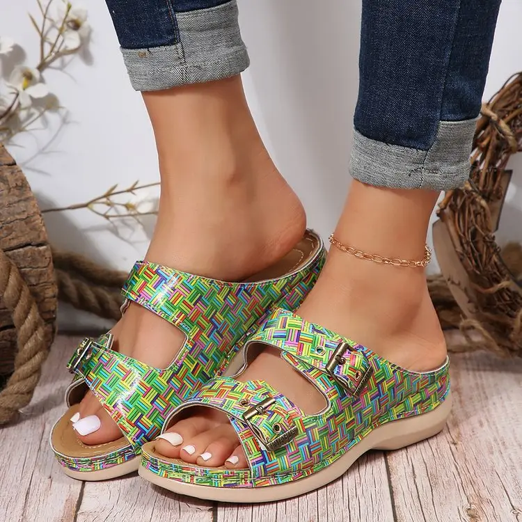 Women Plaid Hollow Metal Sandals Summer 2024 — feature 4
